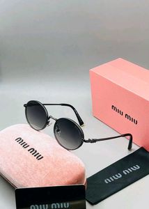 Miu Mi Round Sunglasse
