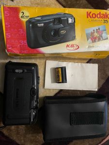 Vintage Kodak KB12 35mm Camera