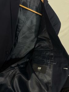 Classic H&amp;M Navy Blazer