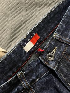 Men's Distressed Dark Wash Jeans