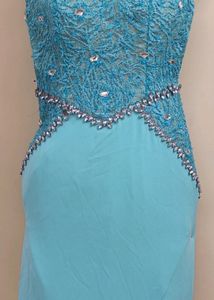 Bodycon Dress With Lace And Stone Works