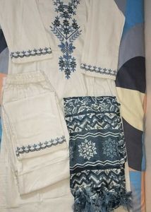 Embroidered White Kurta