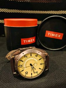 Timex BEIGE dial watch