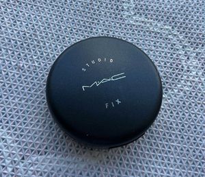 MAC Studio Fix Powder Foundation