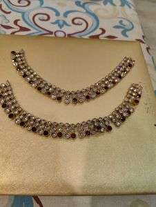 Soni Sapphire Silver Plated Ruby &amp; Pearl Anklet Se