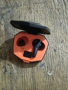 TRIGGER EARBUDS