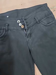 Classic Black Skinny Fit Jeans