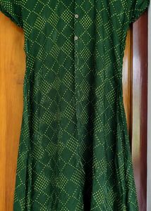 combo of 2 rayon kurtis XL slim fit, green&amp;blue-da