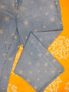 Faded Blue Denim Floral Jeans on Sale👖