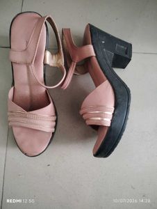 Chic Pink Wedge Sandals