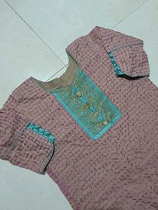 Stylish Pink Embroidered Kurta