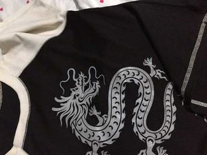 Dragon Graphic Cropped Top