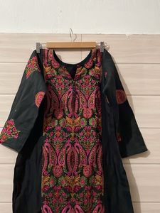 kurta &amp; shalwar Embroidered Black and