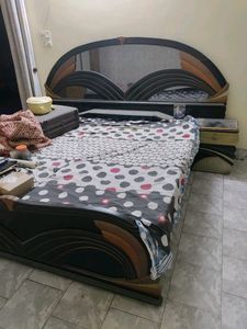 Bed And Dressing Table Combo