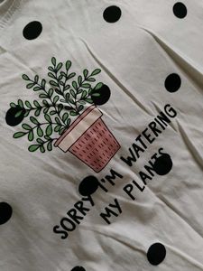 White &amp; Black Polka Dot Printed Casual T-Shirt
