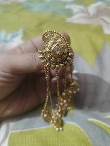 Beautiful kashmiri Gold Toned Jhumka Earrings