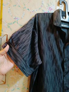 🇳🇿💫🎀Men's Black Textured Short Sleeve Shirt