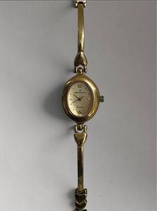 Elegant Timesquartz Gold-Tone Watch