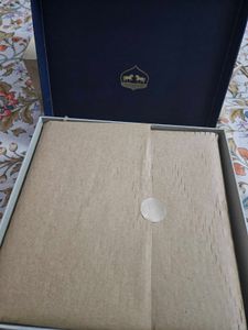 Forest Essentials Luxurious kit for men