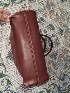 Elegant Burgundy Leather Tote Bag