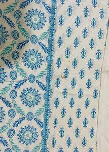ZARI Blue &amp; White Printed Kurta with Pants