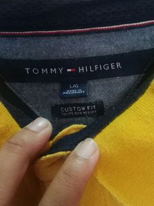 OG TOMMY HILFIGER Men's Tshirt