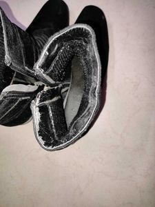 Black Mid Length Boots