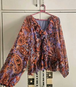 Paisley Print Ruffle V-Neck blouse