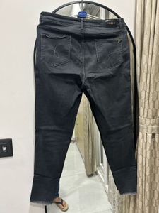 JEALOUS 21 Super Skinny Jeans