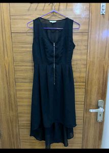 Chic Black Zipper Dress