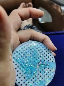 pocket mirror