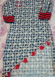 Stylish Printed 2pc Kurta with Tassels
