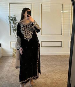 PAKISTANI BRAND NEW ARRIVAL BLACK SUIT SET
