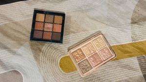 3 Eyeshadow Palettes Bundle