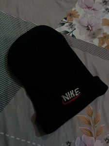 Black Wool Cap