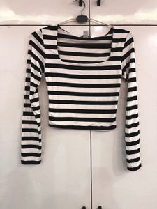 Striped Long Sleeve Crop Top