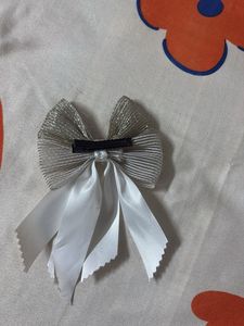 Sparkling Bow Hair Clip