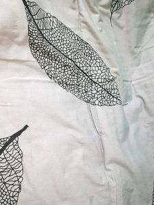Nature-Inspired Leaf Print bad sheet