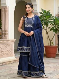 Elegant Navy Blue Kurta Suit