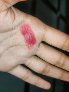 Swiss Beauty Non-Transfer Matte Lipstick