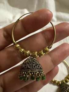 Loop earrings