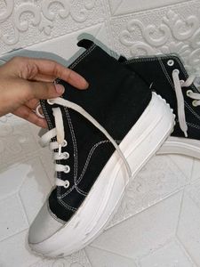 Black High-Top Canvas Sneakers