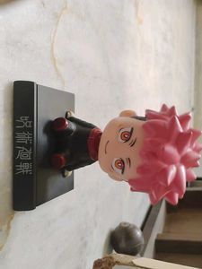 Yuji Itadori figure