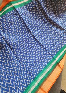 Vibrant Geometric Print Saree