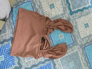 Stylish Knotted Ribbed Crop Top