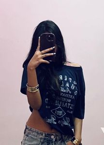 Graphic oversized tee
