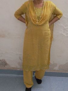 Elegant Yellow Kurta Set