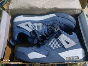 Jordan 4s like shoes