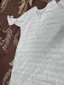 Elegant White Chikankari Kurta