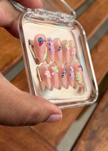 Press-On Nails with Floral Design